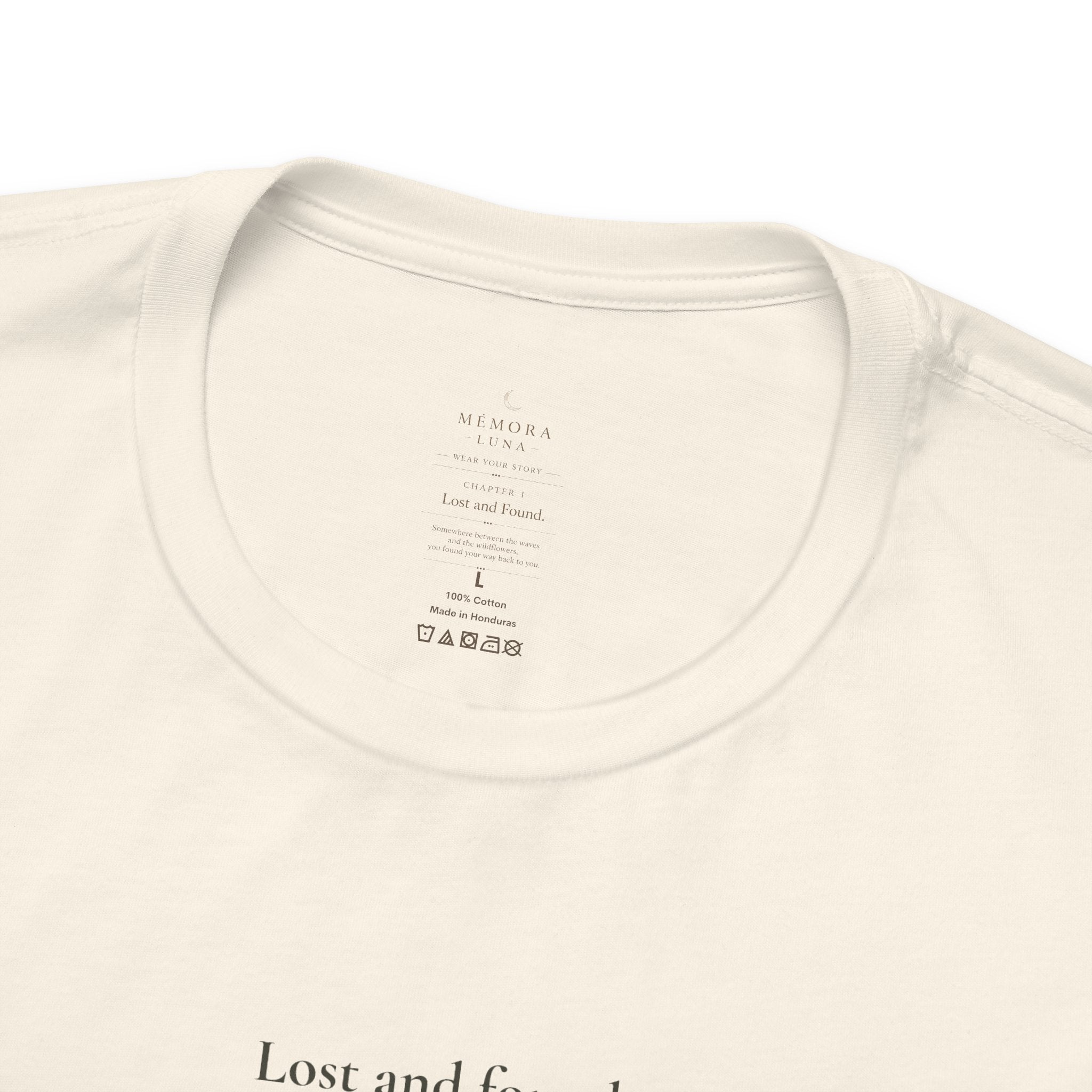 Lost and Found | Vintage T-shirt met maan- en bloemenprint